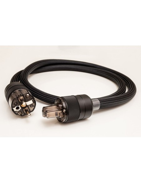 iFi Audio iPower2 (12V) iFi Audio iPower2 (12V)